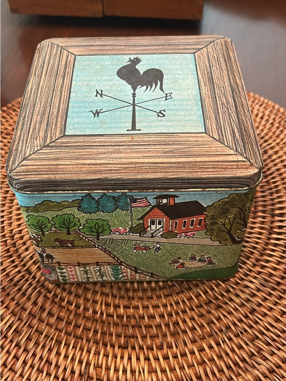 Vintage Americana tin 5 in tall by 6 in